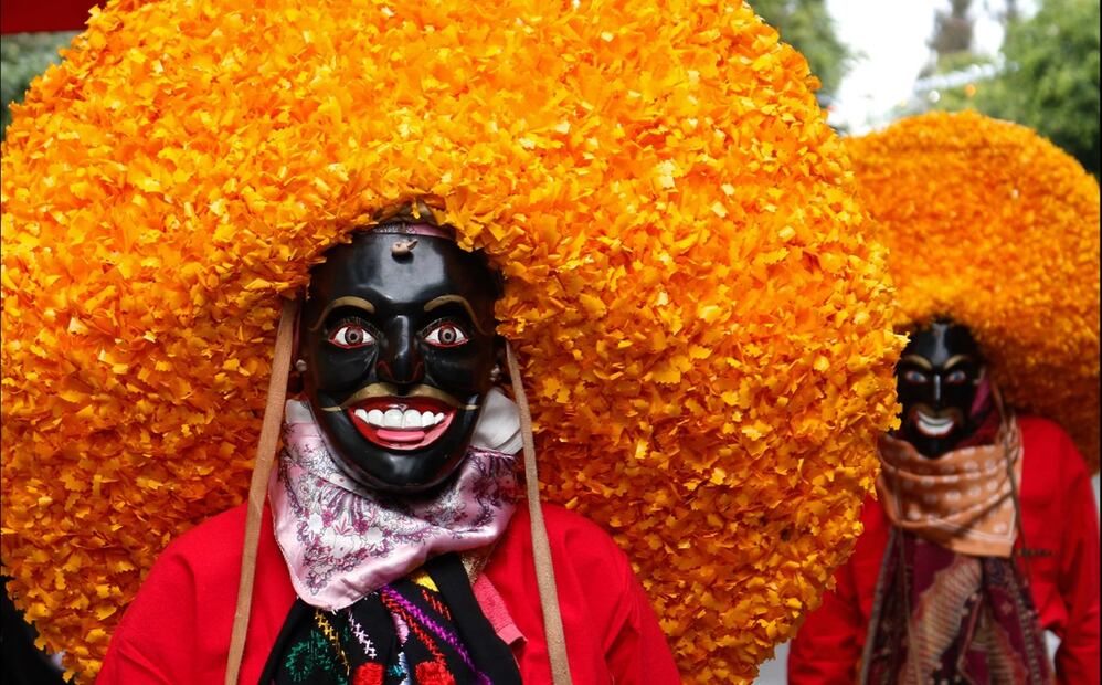 La Feria de San Mateo Navidad y Año Nuevo de Chilpancingo da inicio y apertura a las festividades con el tradicional Paseo del Pendón por las calles de la capital del estado. Foto: Cuartoscuro.com  archivo/EL UNIVERSAL