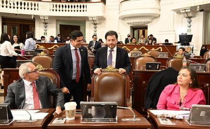 Carlos Fernández Tinoco ahora pertenece a la bancada del PRD