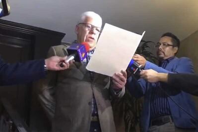 Elba Esther Gordillo ya está libre "y con su familia"