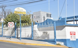 Realizan operativos por amenaza de balaceras en preparatorias de la Universidad Autónoma de Nuevo León; descartan presencia de armas