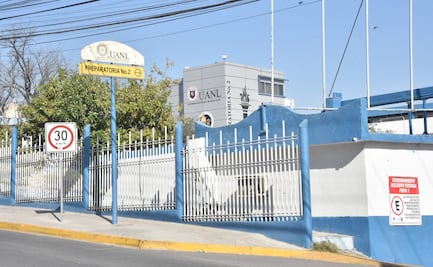 Realizan operativos por amenaza de balaceras en preparatorias de la Universidad Autónoma de Nuevo León; descartan presencia de armas