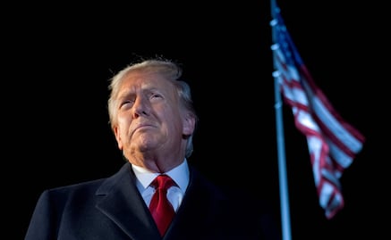 Trump viaja hacia Japón tras firmar acuerdos comerciales y de paz en Malasia