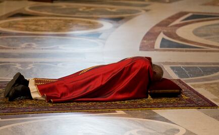 Papa Francisco preside ceremonia de la Pasión de Cristo 