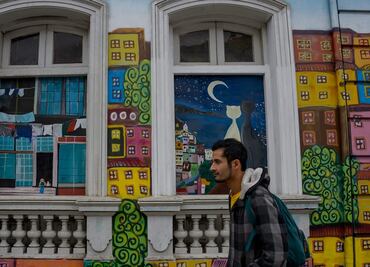 Valparaíso, una galería al aire libre del graffiti y el mural urbano