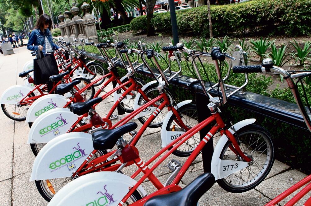 El gobierno de la CDMX dijo que hace falta un plan social para la “recuperación de la zona” para poder implementar el sistema Ecobici en el recinto legislativo (ARCHIVO EL UNIVERSAL)