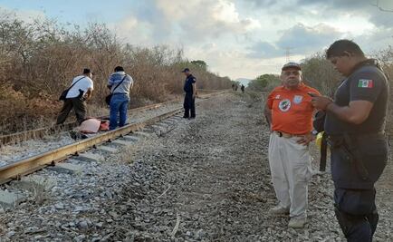 Muere migrante en Oaxaca tras ser arrollado por "La Bestia"