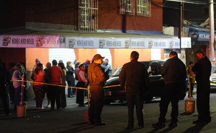 Asesinan a tres en cervecería de Iztapalapa