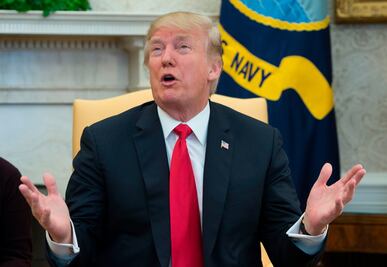 Trump culpa a las "buenas noticias" por la caída de Wall Street