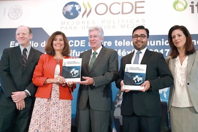 México avanza en telecom; sin embargo, persisten deficiencias