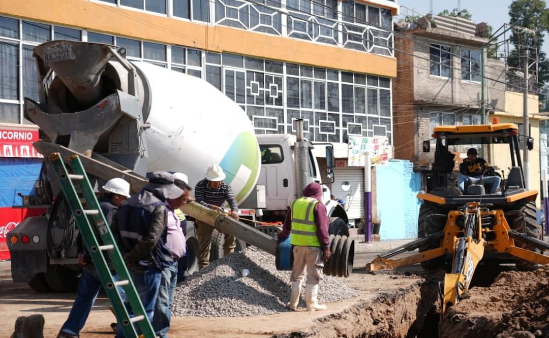 Segiagua sustituye red de drenaje en Coyoacán; rehabilitan colector de más de 50 años cerca del Estadio Azteca. Foto: Especial
