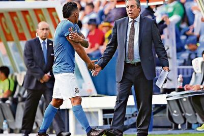 Nos ponemos el pie nosotros: Boy