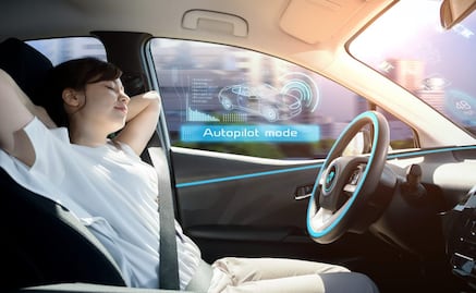 Tesla preocupado por mal uso del piloto automático