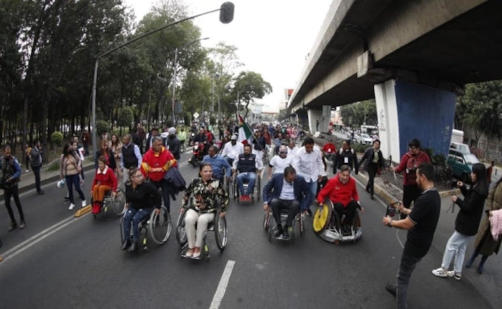 Diputados realizan rodada en silla de ruedas para concientizar sobre la discapacidad