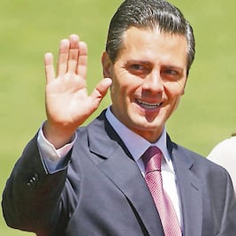 Bajan la cortina en Los Pinos