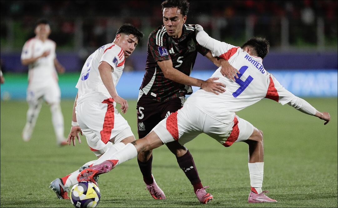 Iker Fimbres contra Chile / Foto: EFE