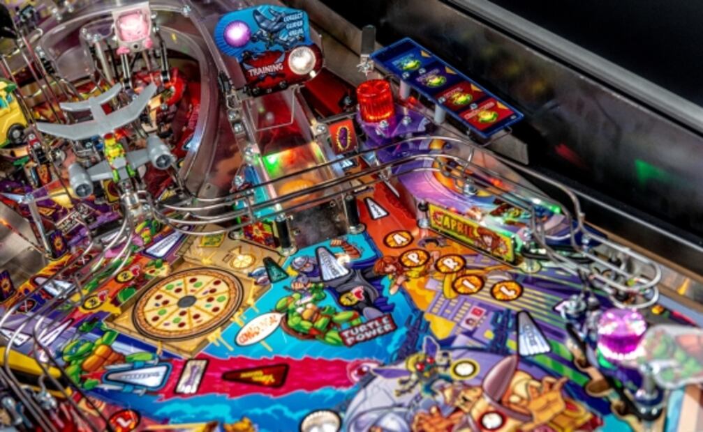 Cuánto cuesta jugar con un pinball en el nuevo showroom de CDMX