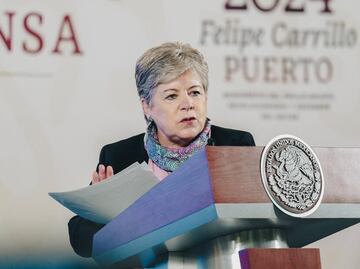Canciller Bárcena busca en Chile fortalecer cooperación y comercio