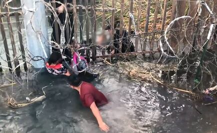 Captan momento en que familia de migrantes intenta cruzar hacia EU