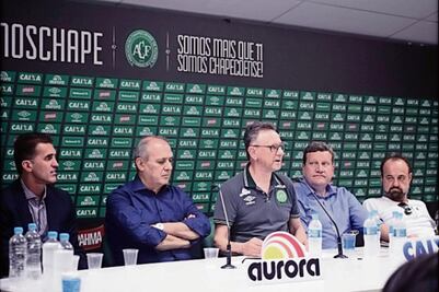 Chape ya tiene técnico