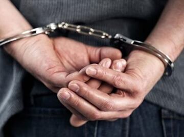 Arrestan a maestro en Tapachula, Chiapas, denunciado por alumna durante clausura de cursos; lo acusan de hostigamiento y acoso sexual