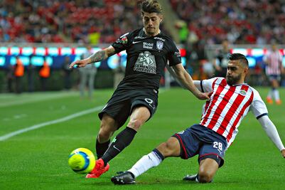 Chivas rescata un punto tras empatar ante Pachuca