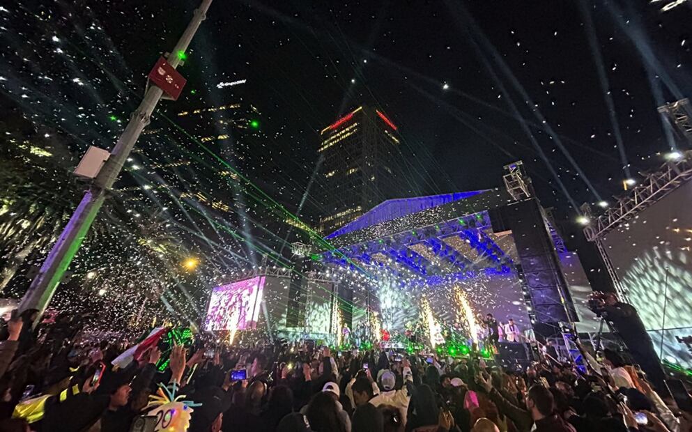 La Ciudad de México recibe al Nuevo Año 2025 con Polymarchs. Foto: Berenice Fregoso/EL UNIVERSAL