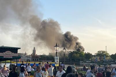 Pabellón de Epcot en Disney sufre incendio; fue cerrado momentáneamente para evitar incidentes