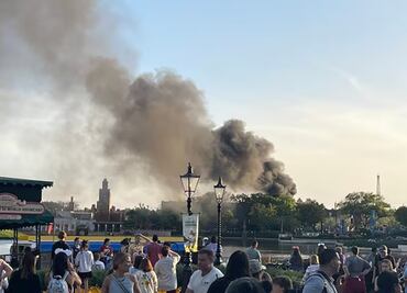 Pabellón de Epcot en Disney sufre incendio; fue cerrado momentáneamente para evitar incidentes