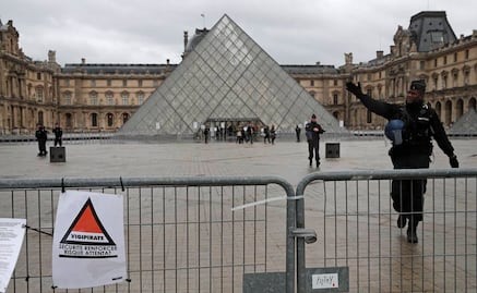 El Louvre reabrirá mañana tras ataque a soldados