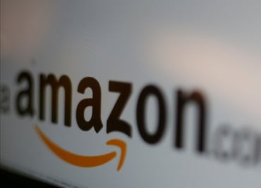 Amazon lanza servicio financiero digital en alianza con INVEX y Mastercard; permitirá apertura de cuentas y tendrá tarjeta física