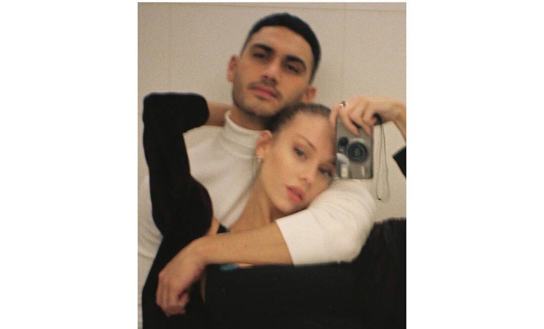 Alejandro Speitzer y Ester Expósito. Foto: Instagram