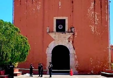 Tragedia en Yucatán; joven se lanza desde el techo de una iglesia
