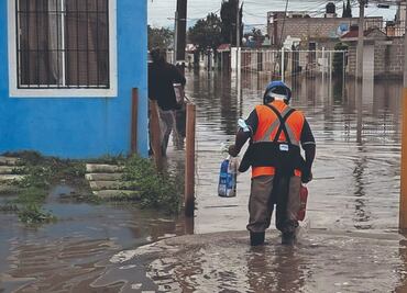 Lluvias desbordan río, rompen cárcamo e inundan Los Tuzos