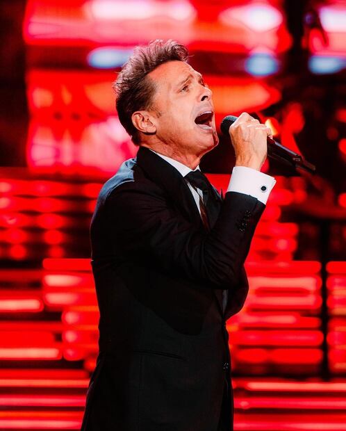 Luis Miguel. Fuente: Instagram @luismigueldeluxe