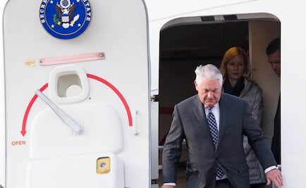 Tillerson aterriza en Moscú para reunirse con su colega ruso Lavrov