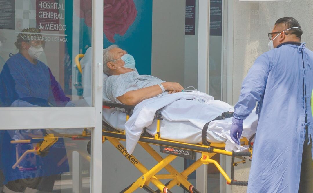 Los ingresos de pacientes Covid a hospitales ya son de nuevo escena cotidiana. Foto: MARIO JASSO. CUARTOSCURO