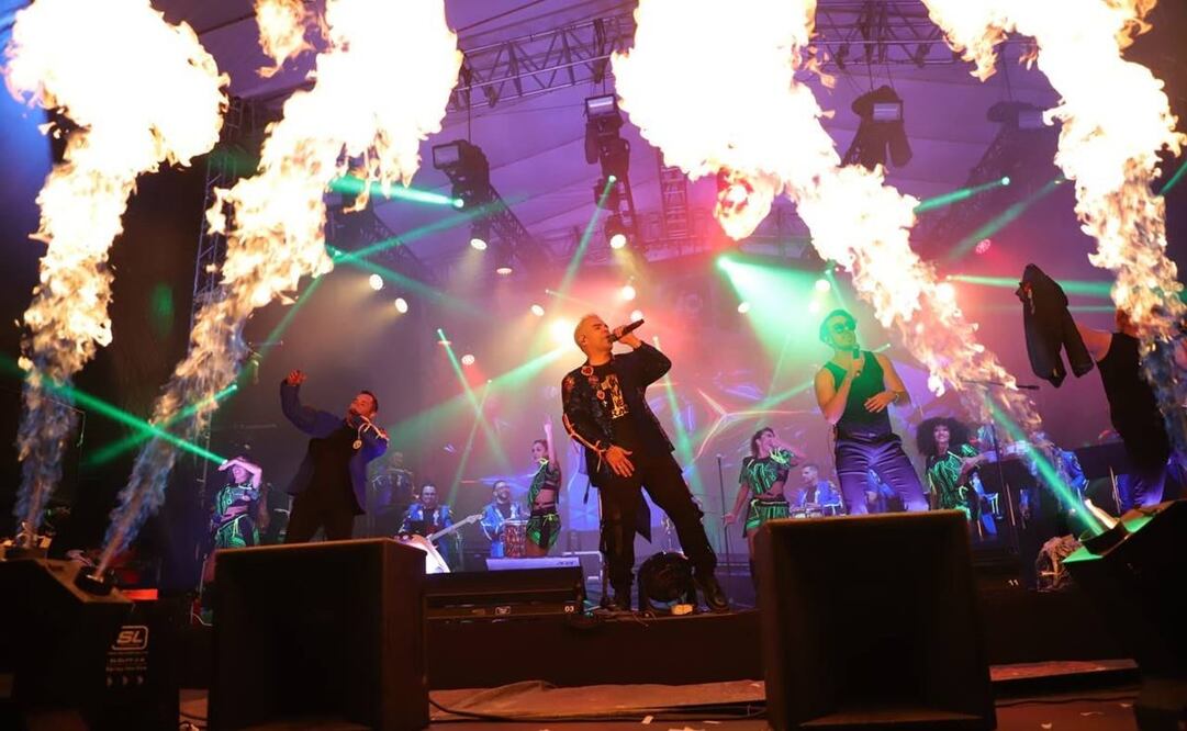 Actuación del Grupo Cañaveral en  Feria de la Flores San Ángel 2023. Foto: Especial