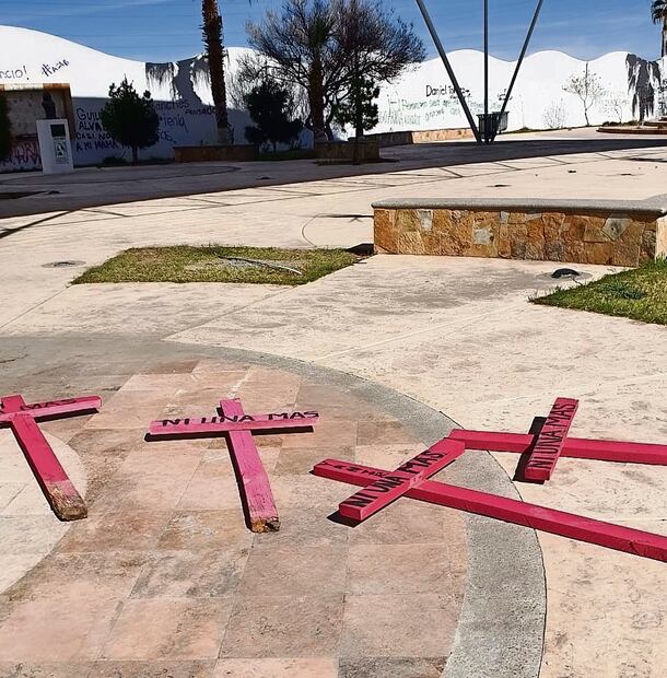 Se explicó que se trata de una actividad de solidaridad y de protesta que se hace previo al Día de las Madres, donde se le da acompañamiento a madres juarenses, quienes no tienen nada que festejar el 10 de mayo. Foto: especial
