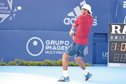 Tigre Hank veta al equipo Davis de manera indefinida