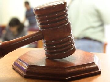 Ratifican vinculación a proceso contra exoficial mayor de la PGR por fraude y peculado