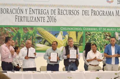 Entregarán fertilizante gratuito a productores en Guerrero