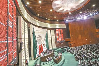 Para diputados no hay crisis; se dan su "navidad" de $328 mil