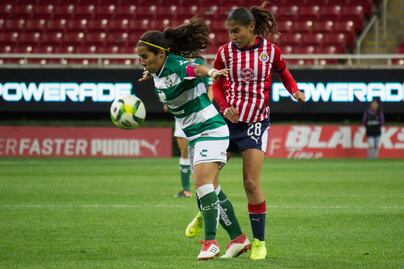 Espectacular gol en la Liga MX Femenil