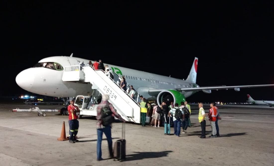 La aerolínea ofreció cortesías y una recompensación a los afectados. Foto: Especial