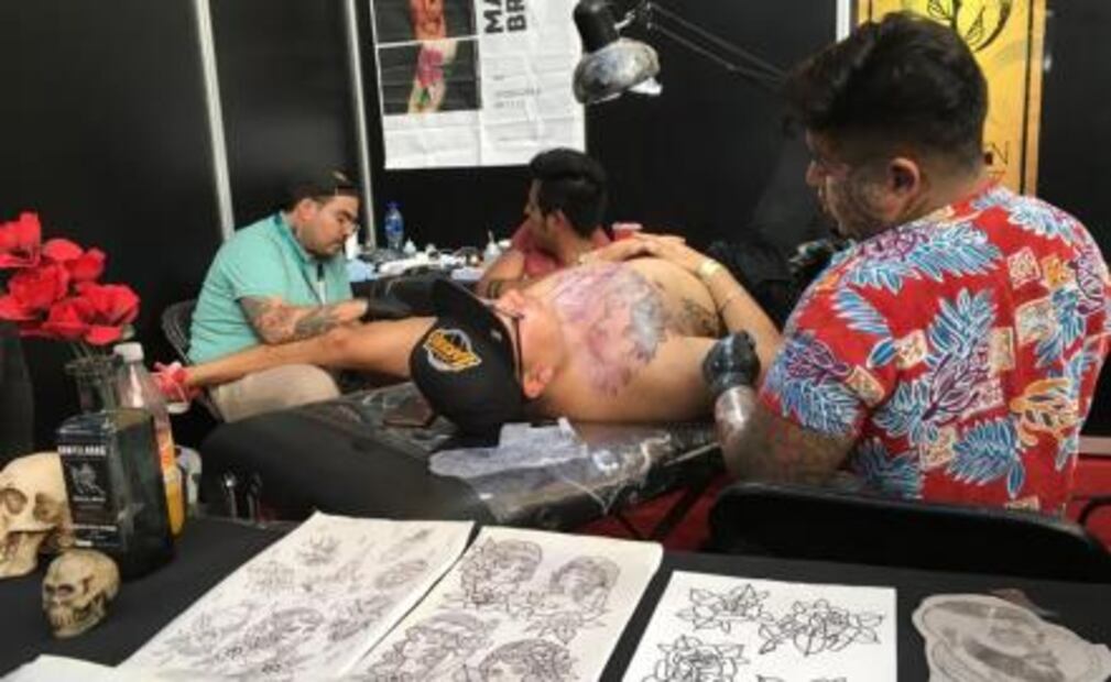 Tardes de tinta y música en la Expo TattoArte