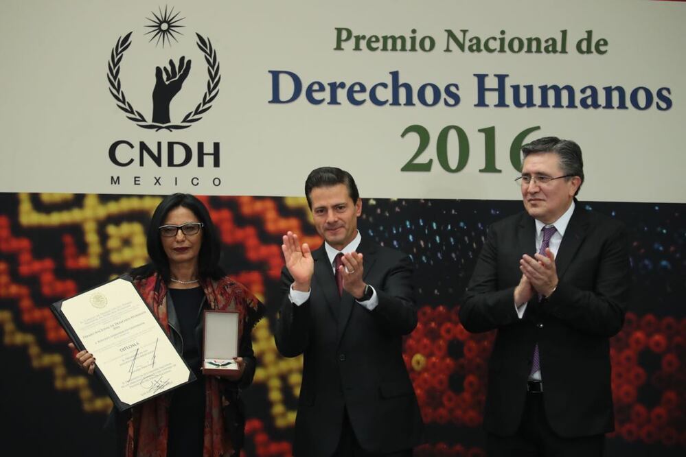 Entrega del Premio Nacional de Derechos Humanos 2016, realizada en la Residencia Oficial de Los Pinos (Foto: Lucia Godínez / EL UNIVERSAL)