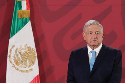 AMLO reporta robo de bombas en plataformas de Pemex