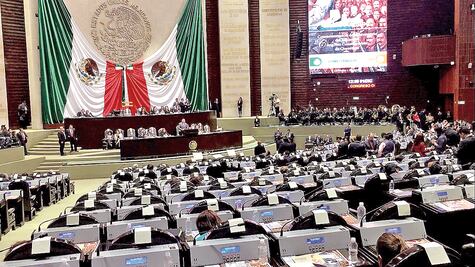 Defienden en San Lázaro sus 209 mil pesos de fin de año