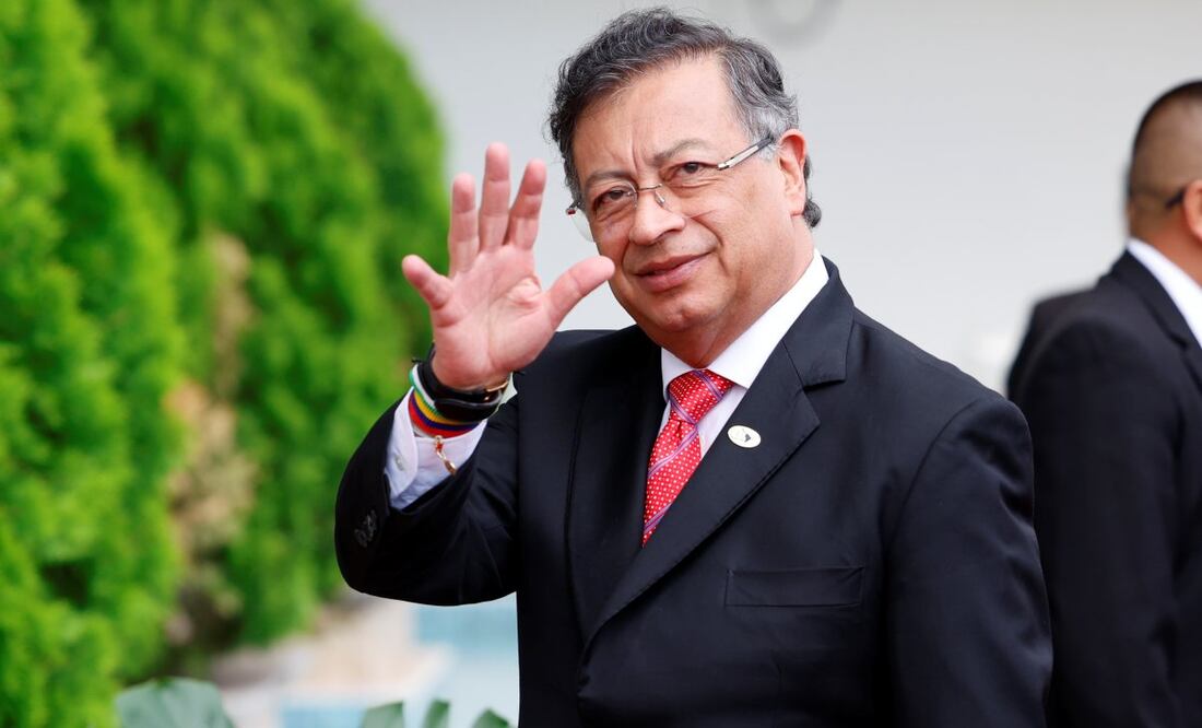 Gustavo Petro presenta carta para el ingreso de Colombia al NBD. Foto: EFE