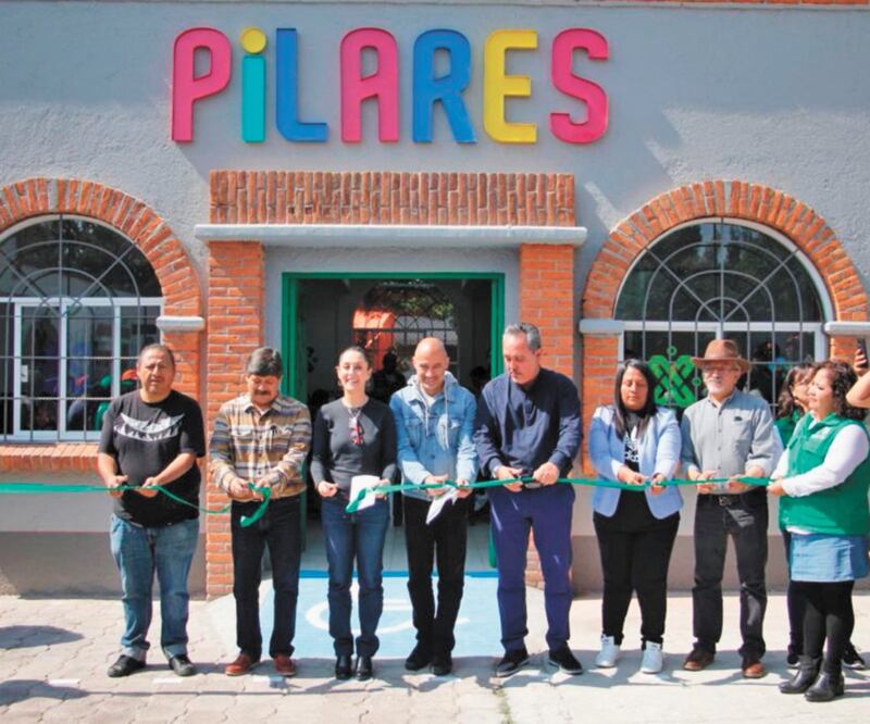 La jefa de Gobierno, Claudia Sheinbaum, inauguró un Pilares en Tláhuac, donde aseguró resolver el desabasto de agua. Foto: ESPECIAL
